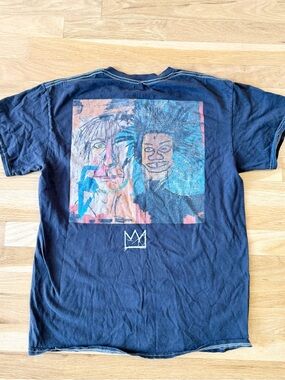 Uniqlo Black Short-Sleeve Graphic Tee with Colorful Portrait